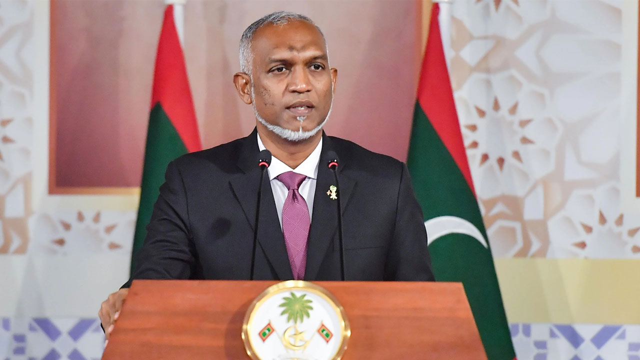 বাংলাদেশে বিমান দুর্ঘটনায় মালদ্বীপ প্রেসিডেন্টের শোক