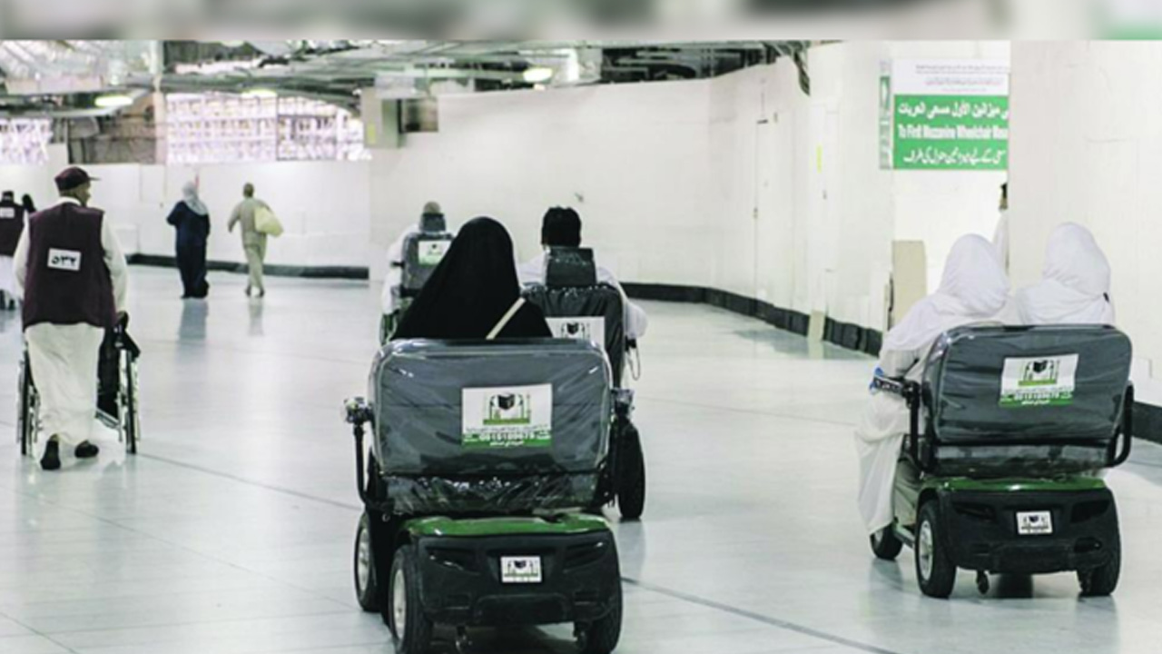 মসজিদুল হারামে আগতরা এখন থেকে সহজেই পাবেন হুইল চেয়ার সেবা