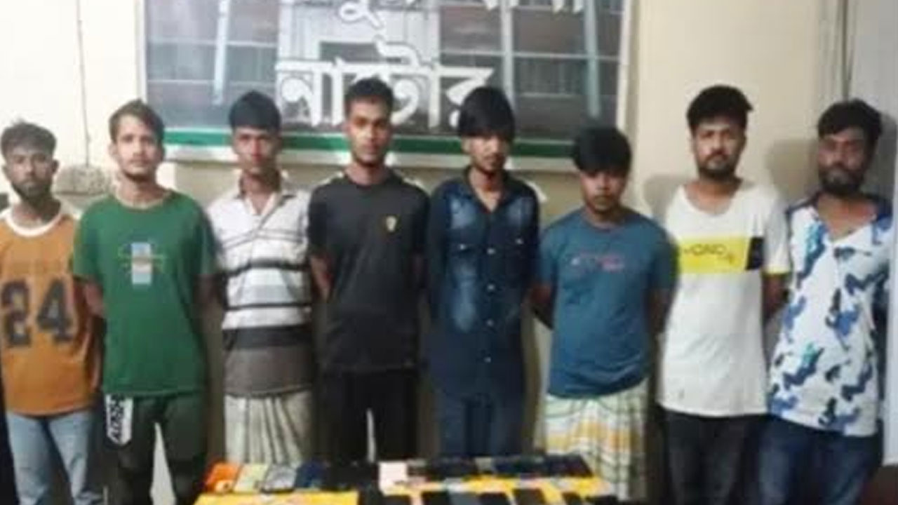 ইমোতে প্রেমের পর ব্ল্যাকমেইল, চক্রের ১২ সদস্য আটক