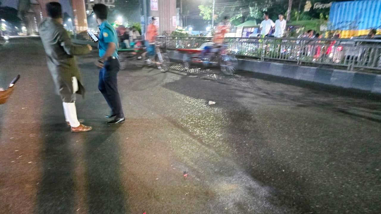 ফের এনসিপি কার্যালয়ের সামনে ককটেল বিস্ফোরণ