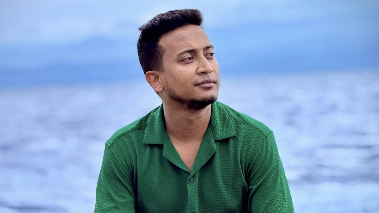 ‘লাশ মানেই রাজনীতি আর কনটেন্ট’