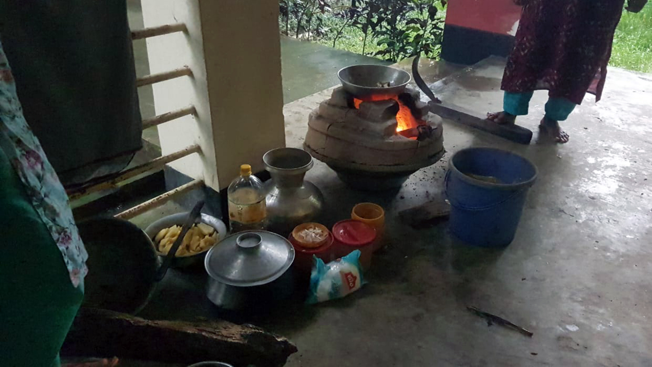 নোয়াখালীতে আশ্রয়কেন্দ্রে ২৬৮ পরিবার