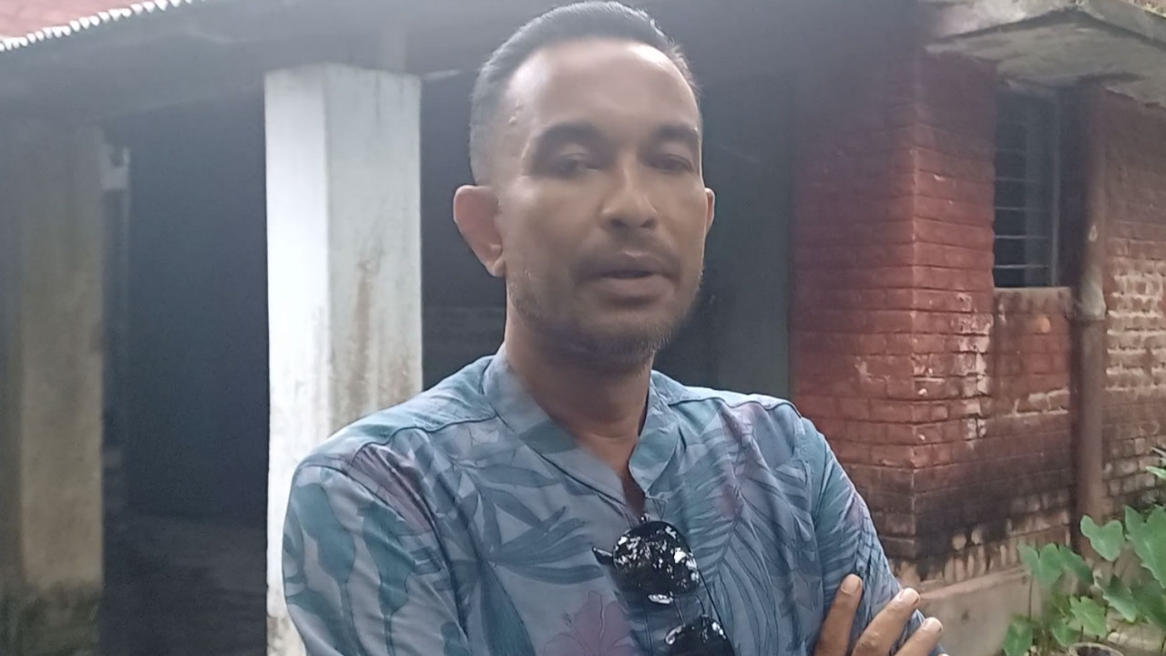 কার্ড বণ্টনে দুর্নীতি, ইউপি সদস্যের বিরুদ্ধে মুখ খুললেন মহিলা সদস্য