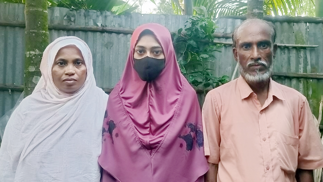 আর্থিক সংকটে কখনো হতাশ হয়নি পাখি, টিউশনি করে জিপিএ-৫