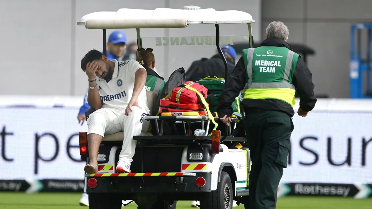 ইংল্যান্ড-ভারতের সমান লড়াই ছাপিয়ে গেল পান্তের চোট