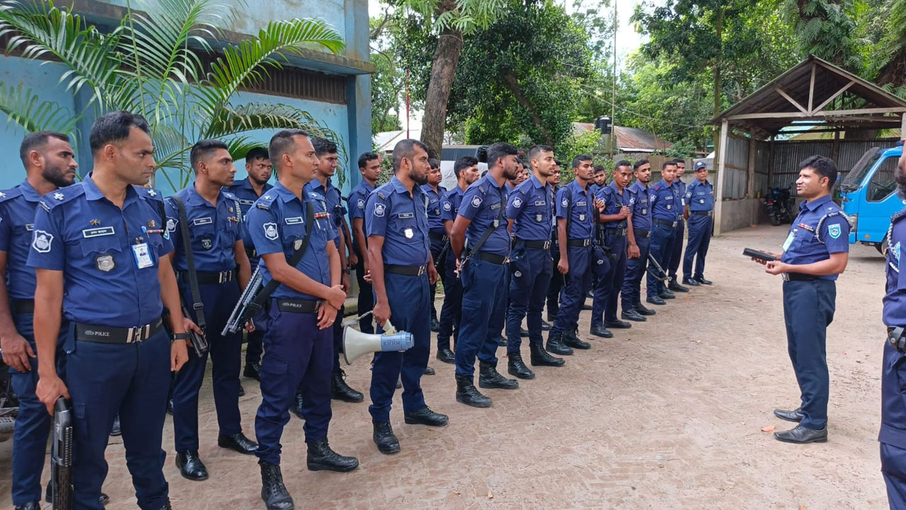চিলমারীতে রাজনৈতিক অস্থিরতা, পুলিশের টহল জোরদার