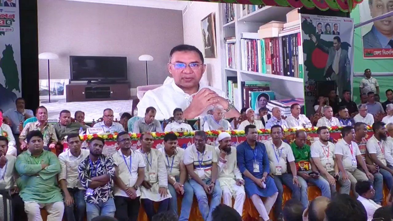 জনগণের ভোটের অধিকার নিয়ে যেন কেউ ষড়যন্ত্র করতে না পারে