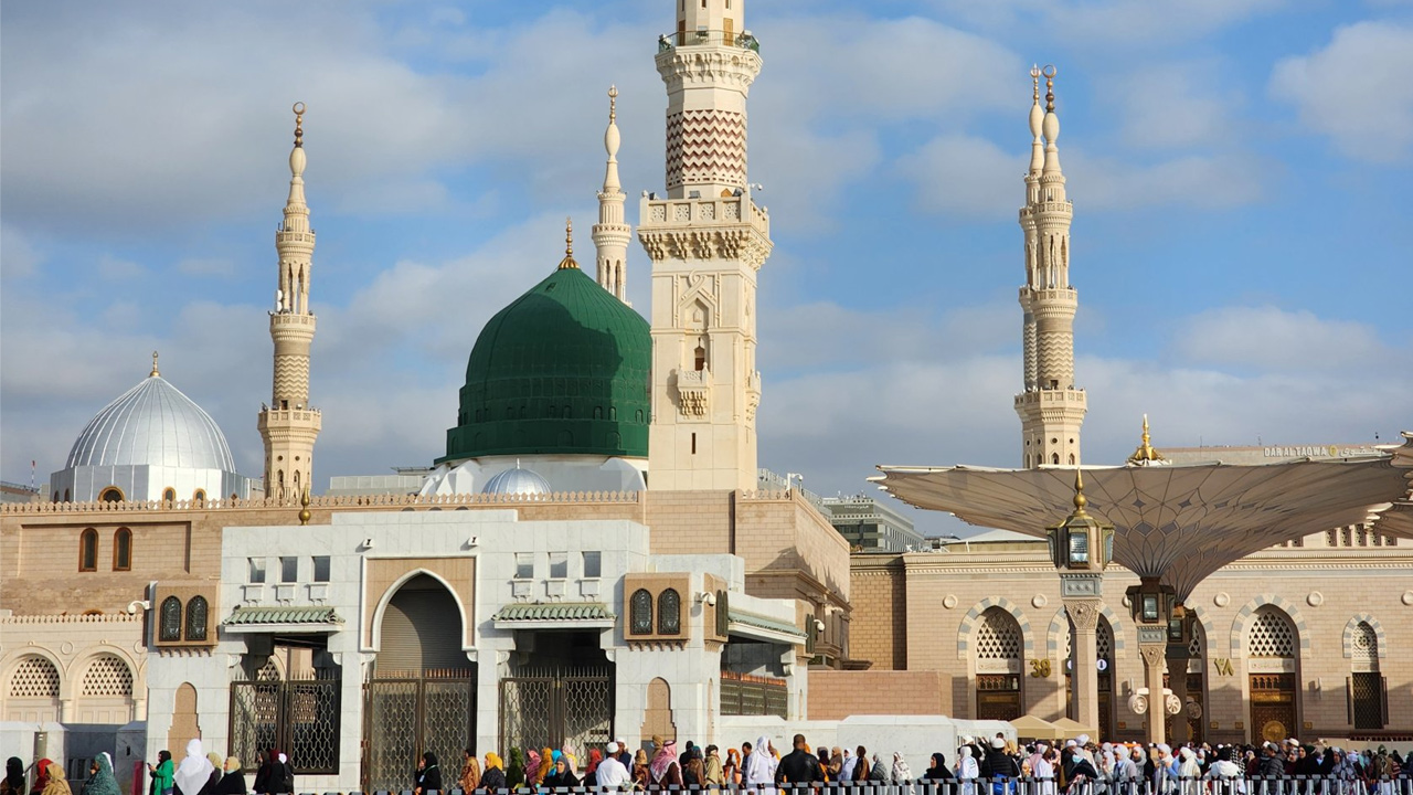 হজ মৌসুমে রিয়াজুল জান্নাতে নামাজ পড়েছেন ১৯ লাখ মুসল্লি