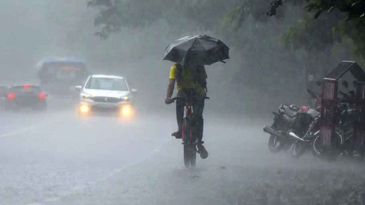 সারাদেশে বাড়বে বৃষ্টিপাতের প্রবণতা