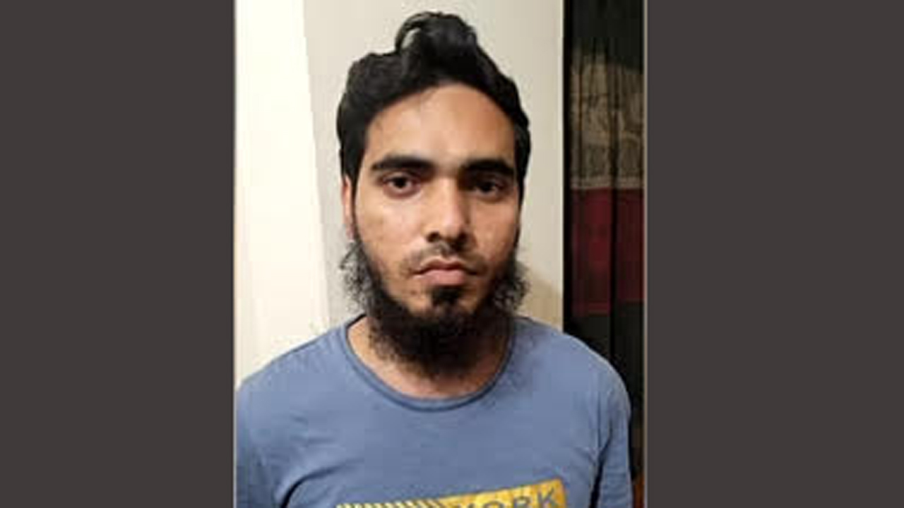 লোহাগাড়ায় শিশুকে ধর্ষণের অভিযোগে শিক্ষক গ্রেপ্তার
