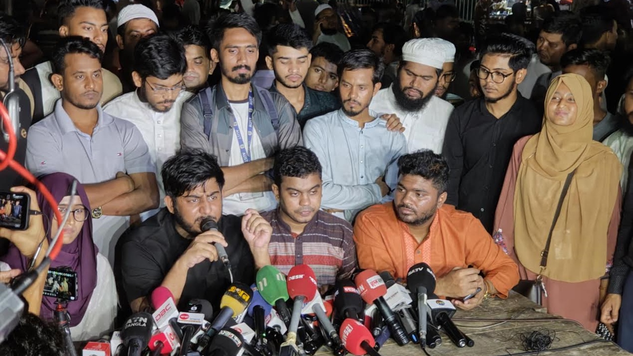 তিন দাবিতে ব্লকেড প্রত্যাহার, ২৪ ঘণ্টার আলটিমেটাম বৈষম্যবিরোধী আন্দোলনের