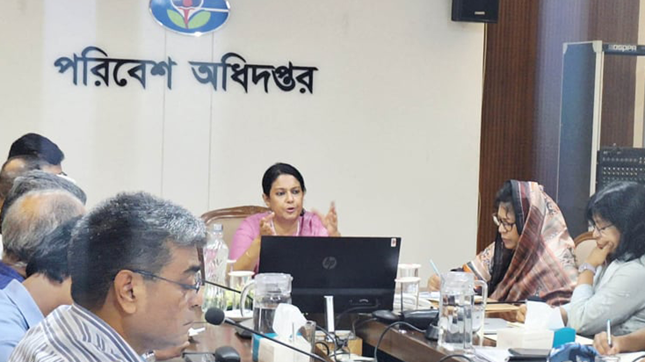 সেন্টমার্টিন রক্ষায় টেকসই পরিকল্পনা গ্রহণ করা হচ্ছে : পরিবেশ উপদেষ্টা