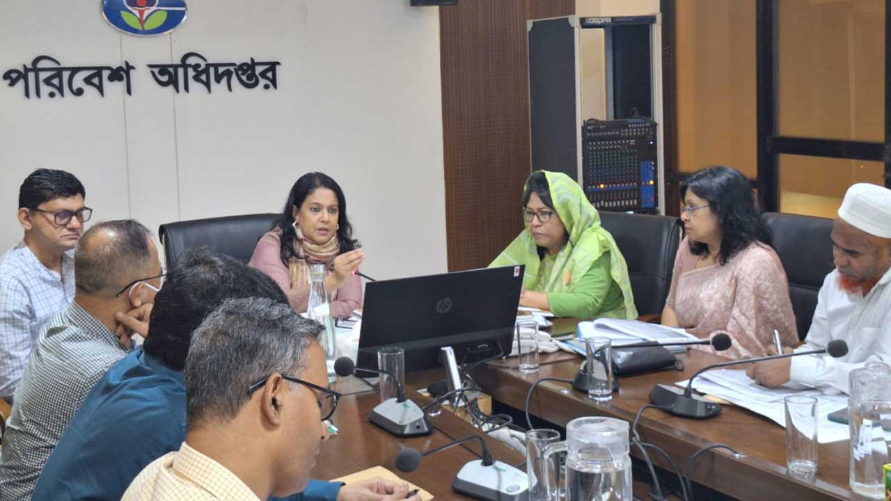 পর্যটন মৌসুমে কুয়াকাটা ও কক্সবাজার সৈকত পরিচ্ছন্ন রাখতে নির্দেশ