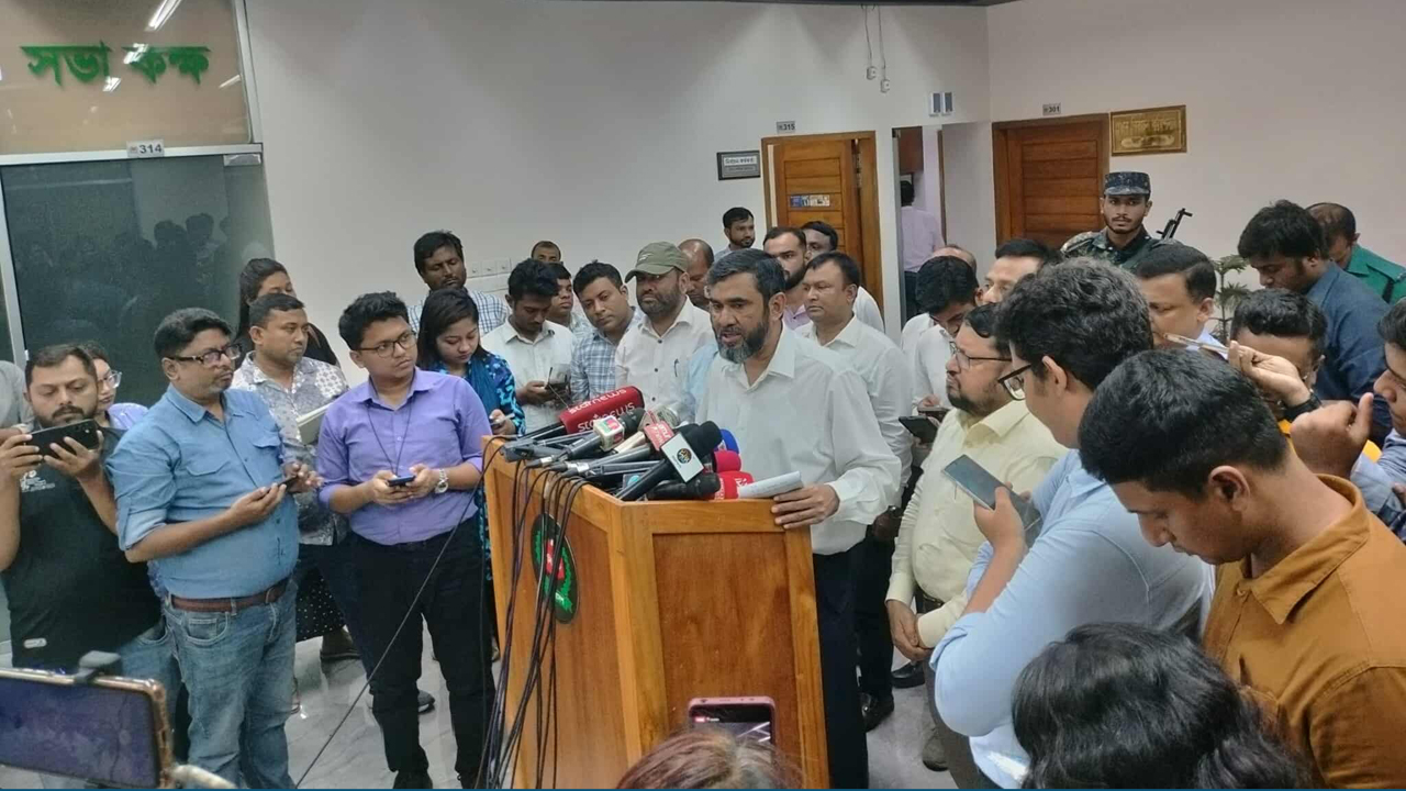 পোস্টাল ব্যালটে ভোট দেবেন প্রবাসীরা, প্রকল্প নেবে ইসি