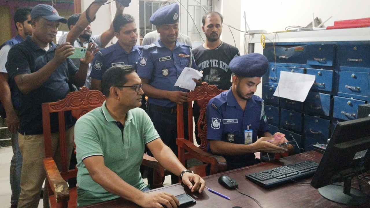 বাসায় বসেই সাতক্ষীরার ৮ থানায় করা যাবে জিডি