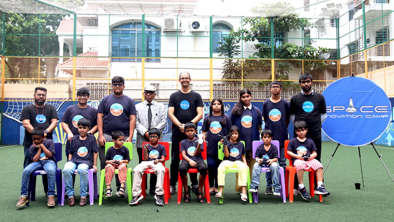 শিশু-কিশোরদের প্রযুক্তি শিক্ষায় ‘জুনিয়র ড্রোন পাইলট ওয়ার্কশপ’ অনুষ্ঠিত