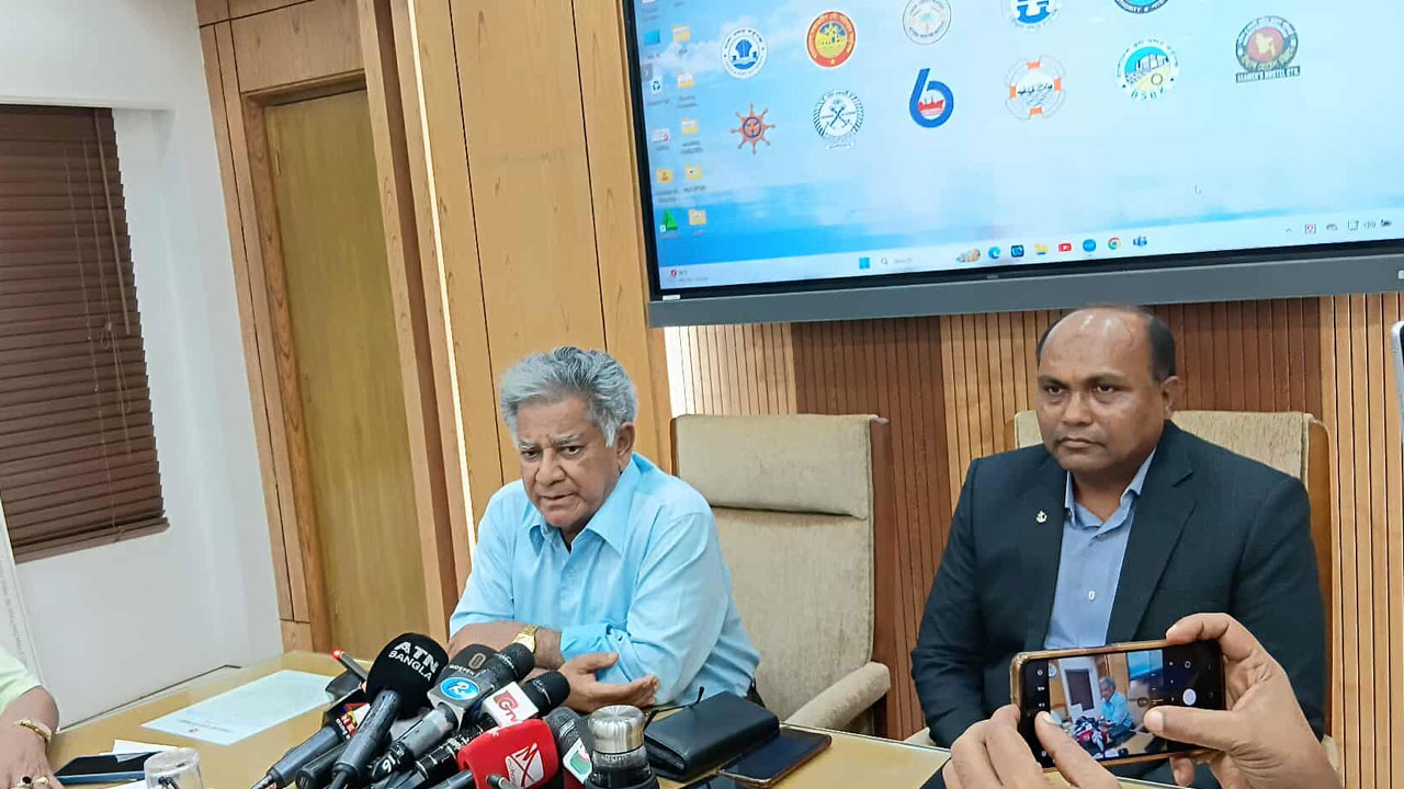 বন্দর পরিচালনার দায়িত্ব বিদেশি কোম্পানিকে দিলেও মালিকানা দিচ্ছি না