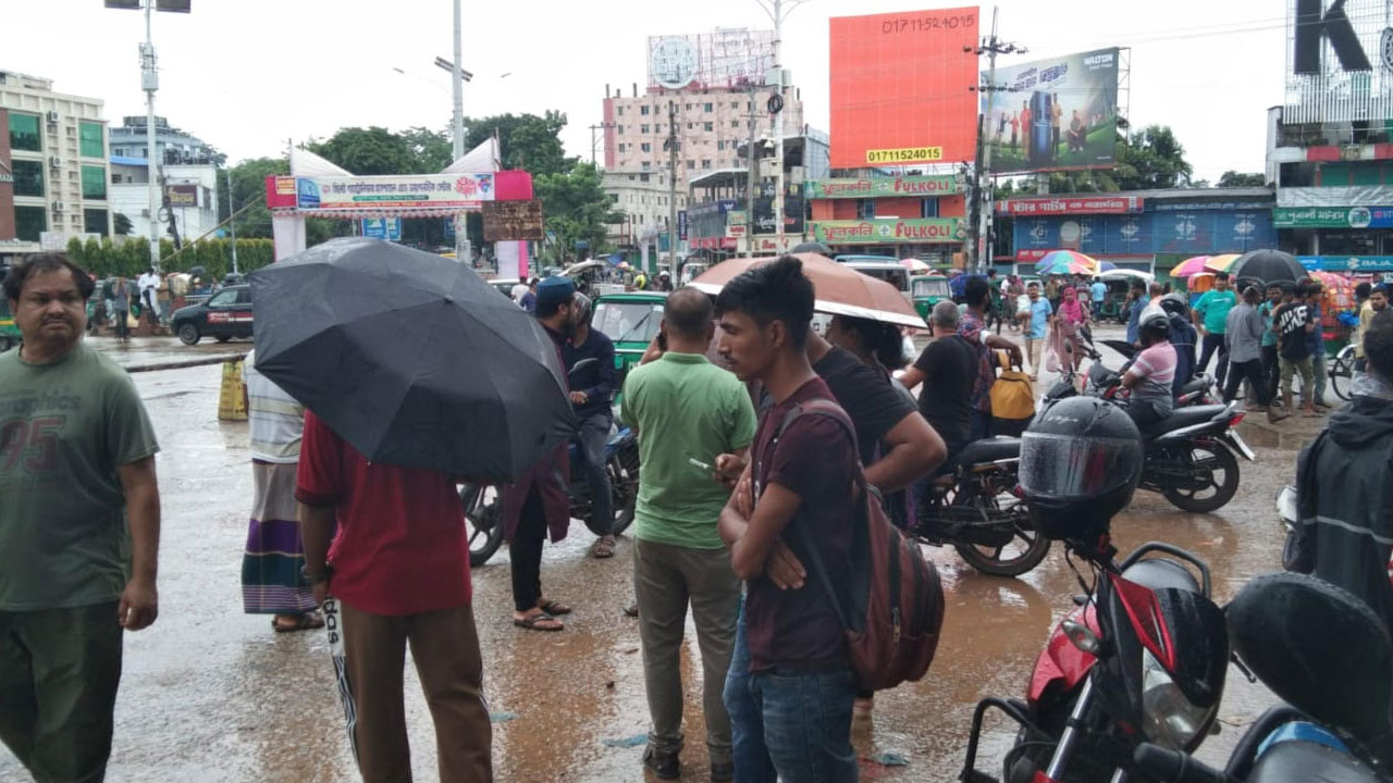 সিলেটে পরিবহন ধর্মঘট স্থগিত