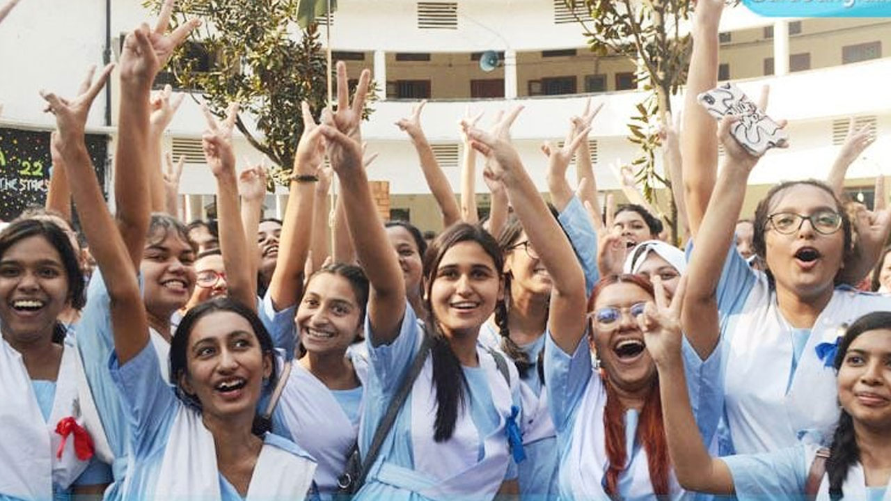 এসএসসিতে জিপিএ-৫ কমেছে ৪৩ হাজার