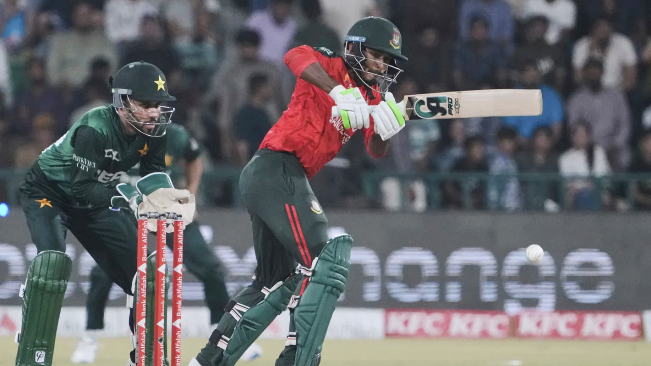 শুরু হচ্ছে বাংলাদেশ-পাকিস্তান সিরিজের টিকিট বিক্রি