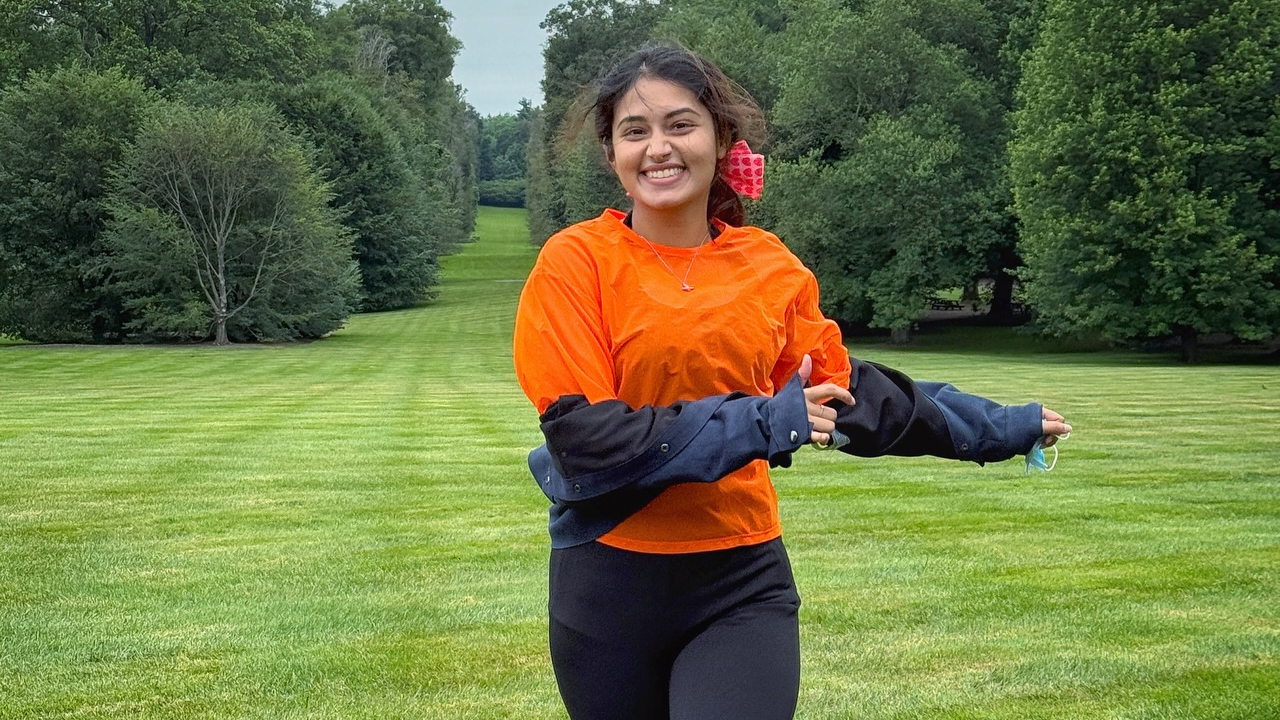 প্রকৃতির মাঝে ধরা দিলেন ফারিণ