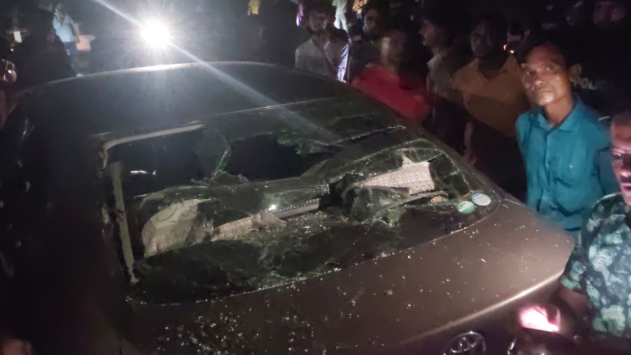 ঠাকুরগাঁওয়ে মির্জা ফখরুলের ছোট ভাইয়ের ওপর হামলা, গাড়ি ভাঙচুর