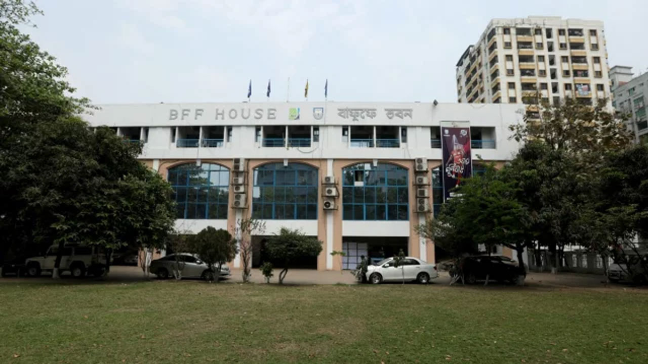 সালাউদ্দিনের আমলের ২০ কোটি টাকার হিসাব চেয়ে বাফুফেকে চিঠি