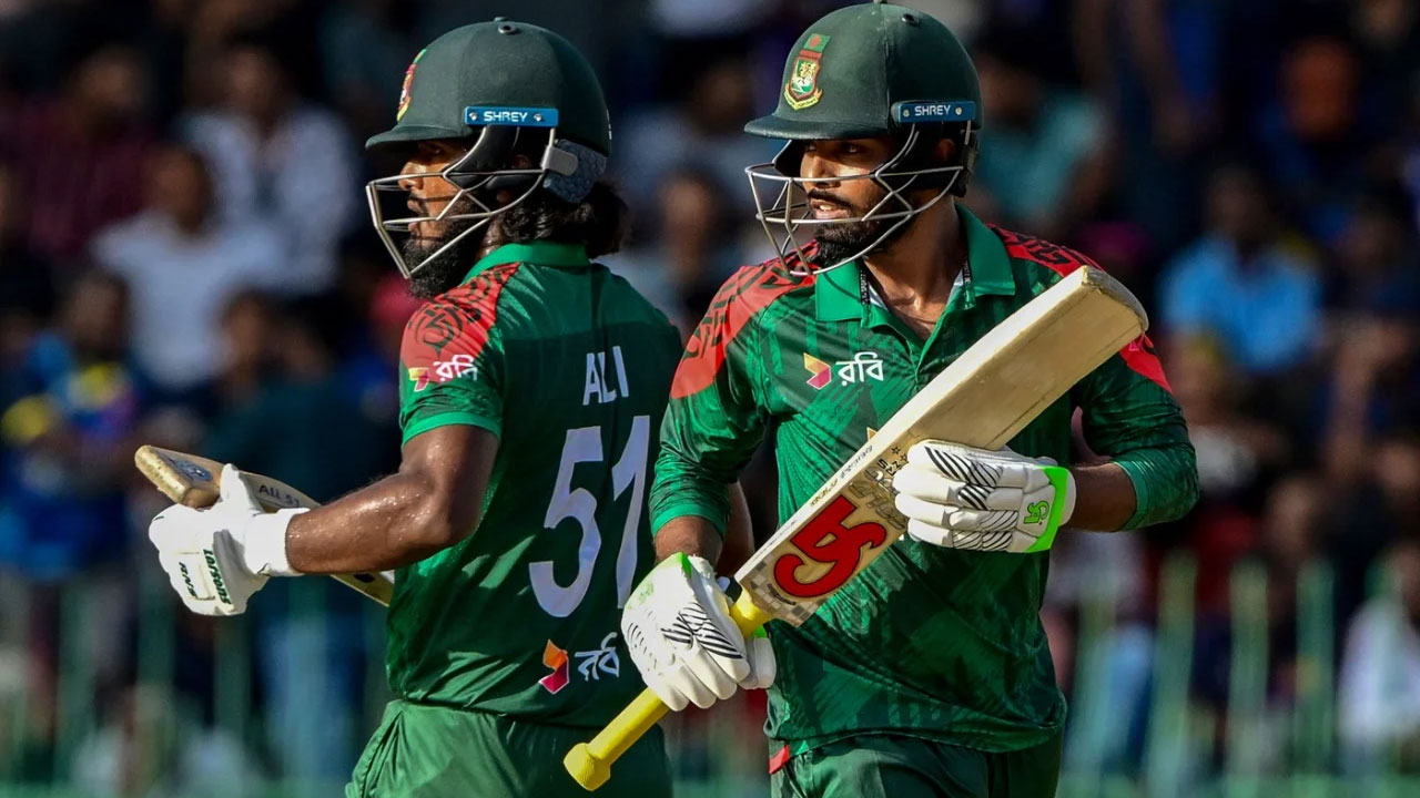 আড়াইশর আগেই অলআউট বাংলাদেশ