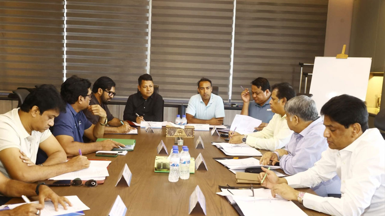 আড়াই ঘণ্টার সভা; কোচ, ম্যাচ কোনো সিদ্ধান্তই হয়নি
