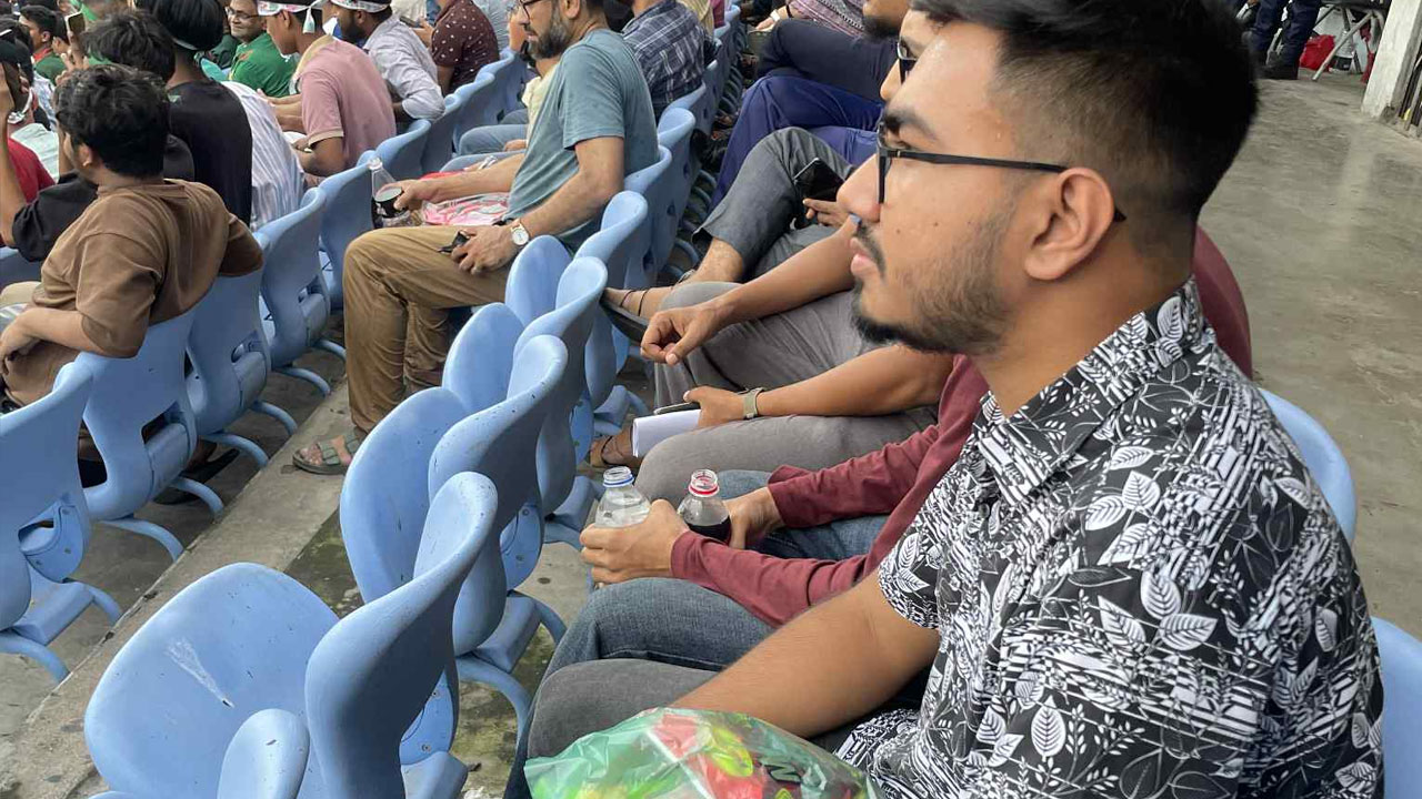 খাবার-পানি নিয়ে স্টেডিয়ামে প্রবেশ আবারো নিষিদ্ধ করল বিসিবি
