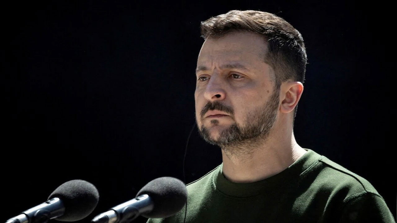 রাশিয়ার সঙ্গে নতুন শান্তি আলোচনা চান জেলেনস্কি