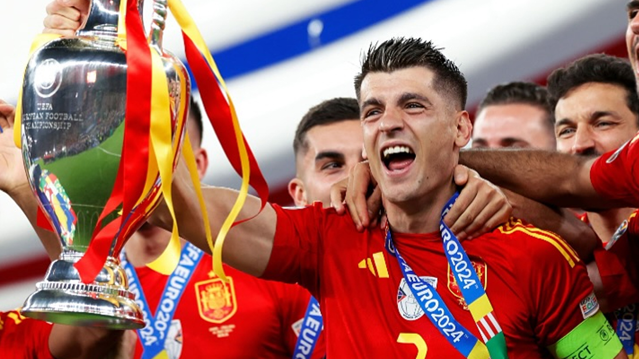 স্প্যানিশ অধিনায়ককে সপরিবারে হত্যার হুমকি, ধরা পড়ে যা বললেন