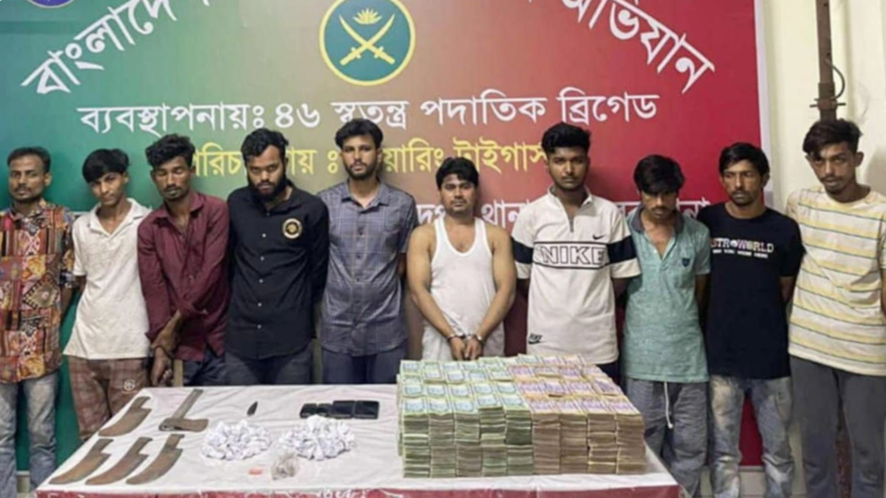 জেনেভা ক্যাম্পে অভিযান : মাদক বিক্রির আড়াই কোটি টাকাসহ গ্রেপ্তার ১০