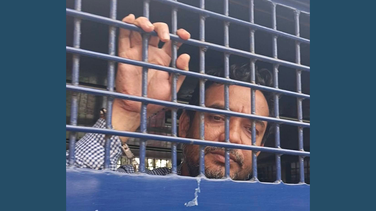 বরিশালে সাবেক উপজেলা ভাইস চেয়ারম্যান কারাগারে