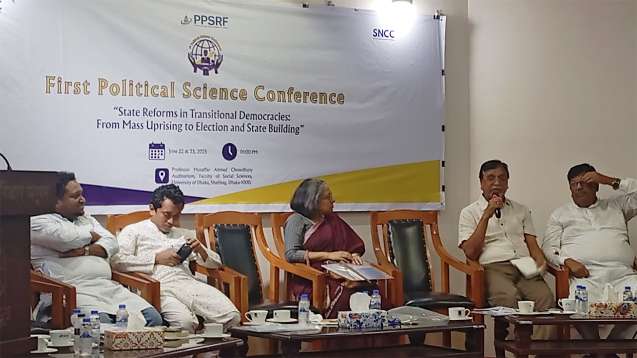 শেখ হাসিনাকে ফ্যাসিস্ট বানিয়েছে আমলারা : মোহাম্মদ আব্দুস সালাম