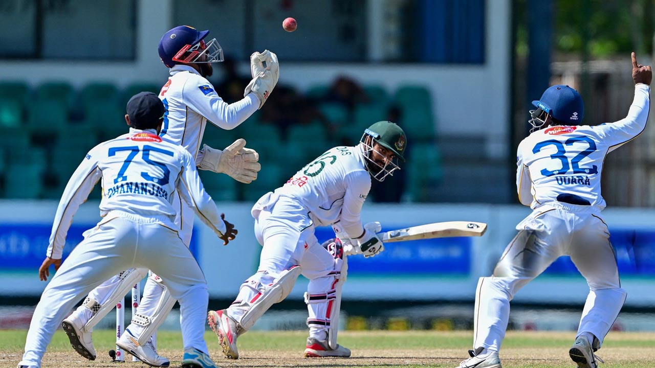 ইনিংস ব্যবধানে হারল বাংলাদেশ