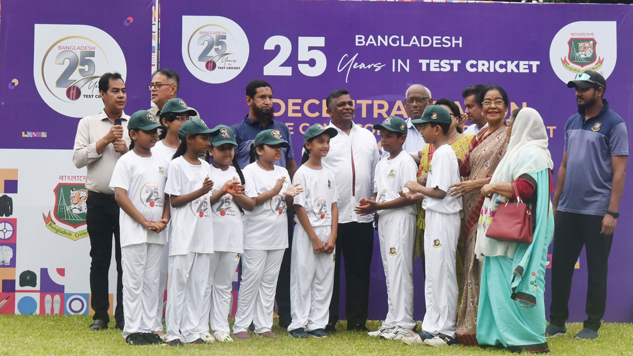 বিসিবির রজতজয়ন্তী অনুষ্ঠানে দাওয়াত পেয়েছেন দুর্জয়