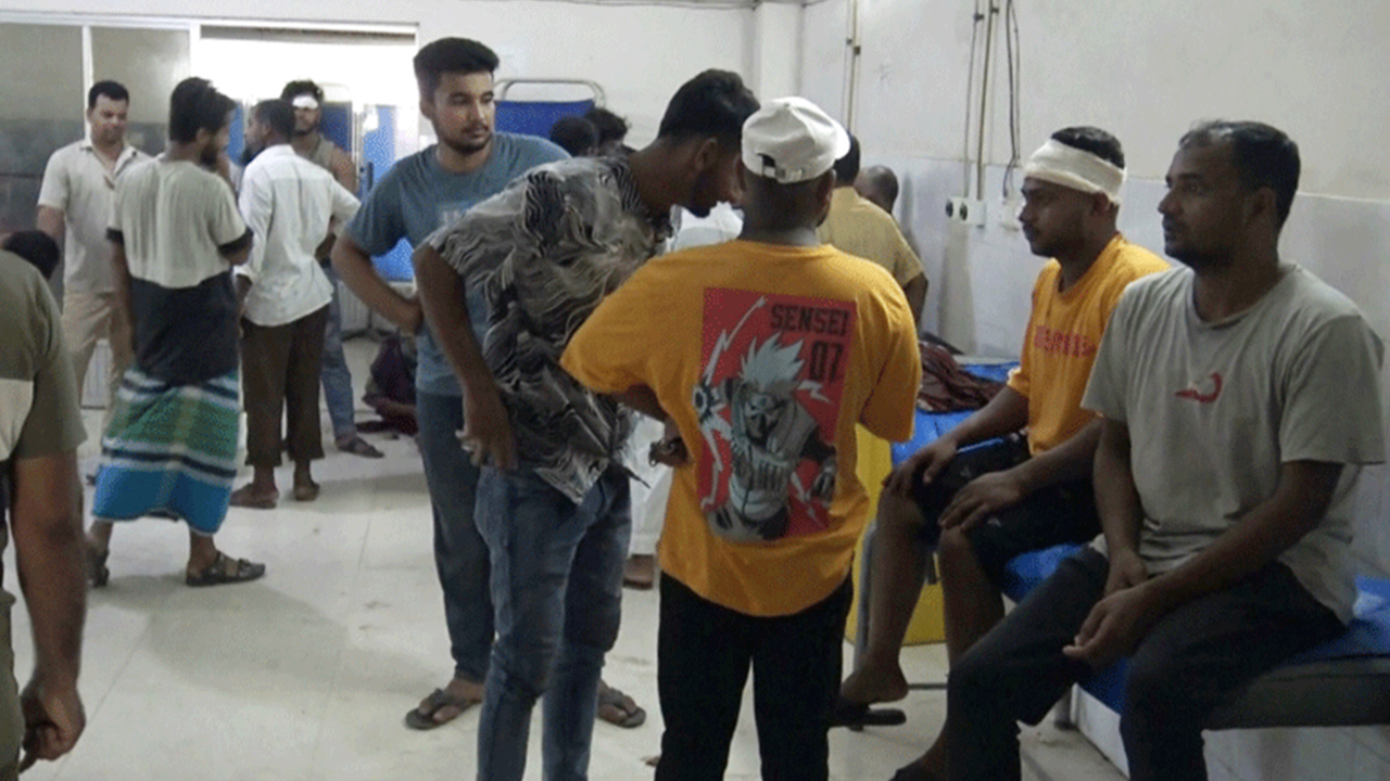 ভৈরবে ফুটবল খেলাকে কেন্দ্র করে দুই পক্ষের সংঘর্ষে আহত ২০