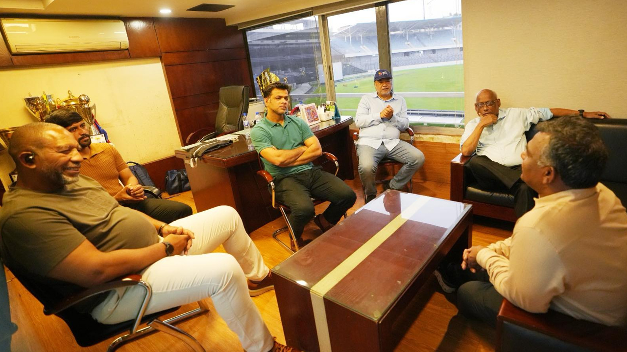 কোচ-নির্বাচকদের সঙ্গে বিসিবি সভাপতি, যে আলোচনা হলো