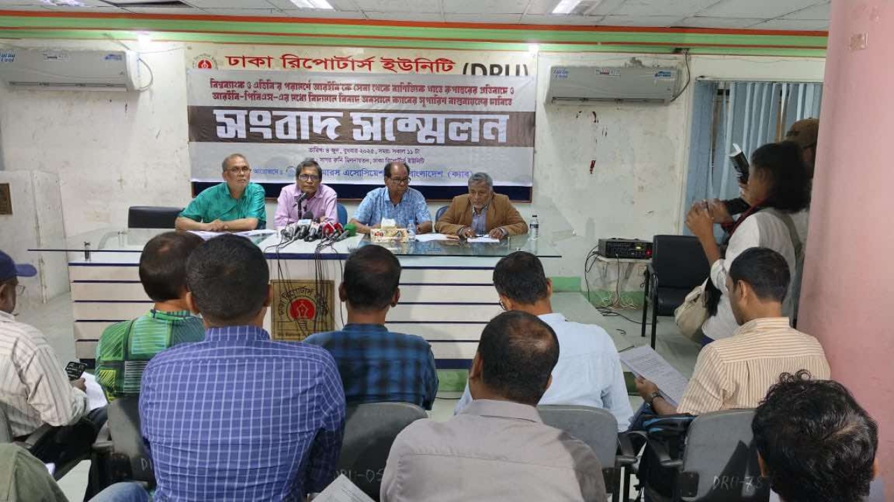 এক ও অভিন্ন চাকরি বিধির আওতায় এলেই কাটবে পল্লী বিদ্যুতের সংকট