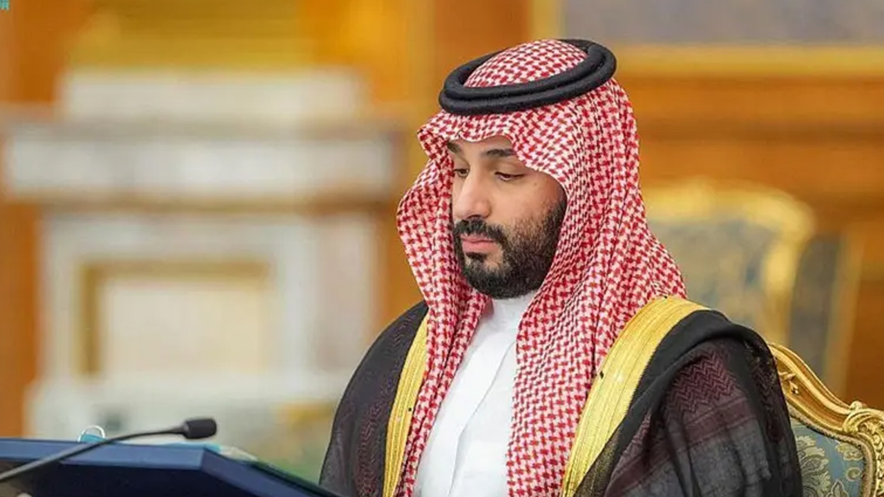 হজের কার্যক্রম পরিদর্শনে মিনায় সৌদি যুবরাজ