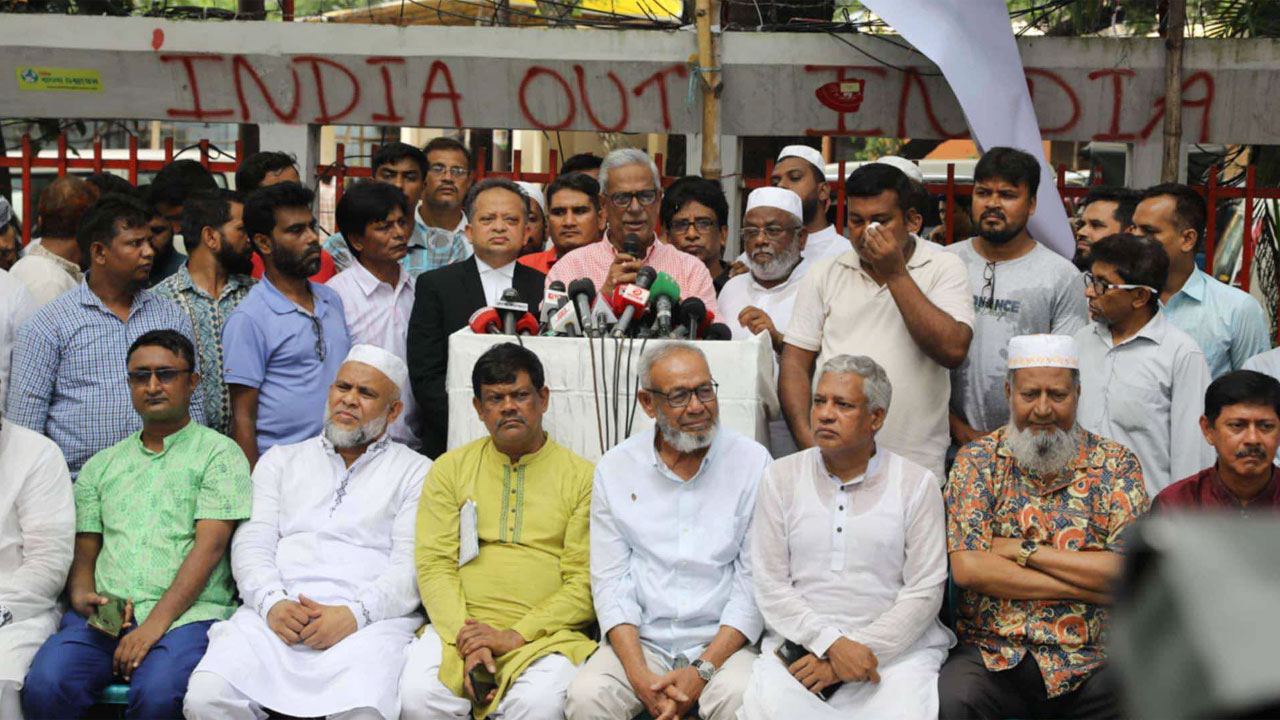 বিএনপি কখনোই মবের পক্ষে নয় : ফারুক