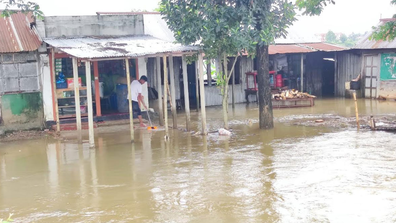 আখাউড়ায় বন্যা পরিস্থিতির উন্নতি, তবে বাড়ছে হাওড়া নদীর পানি