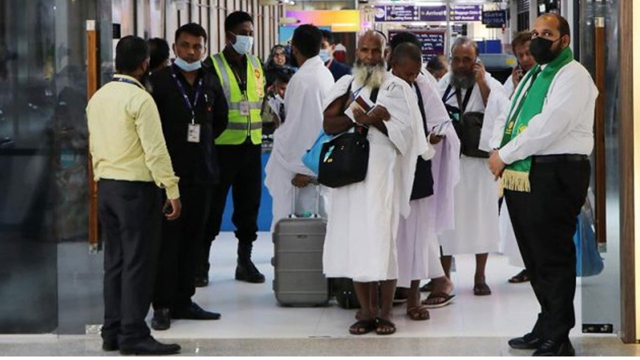 হজ শেষে দেশে ফিরেছেন ২৬১০৯ হাজি