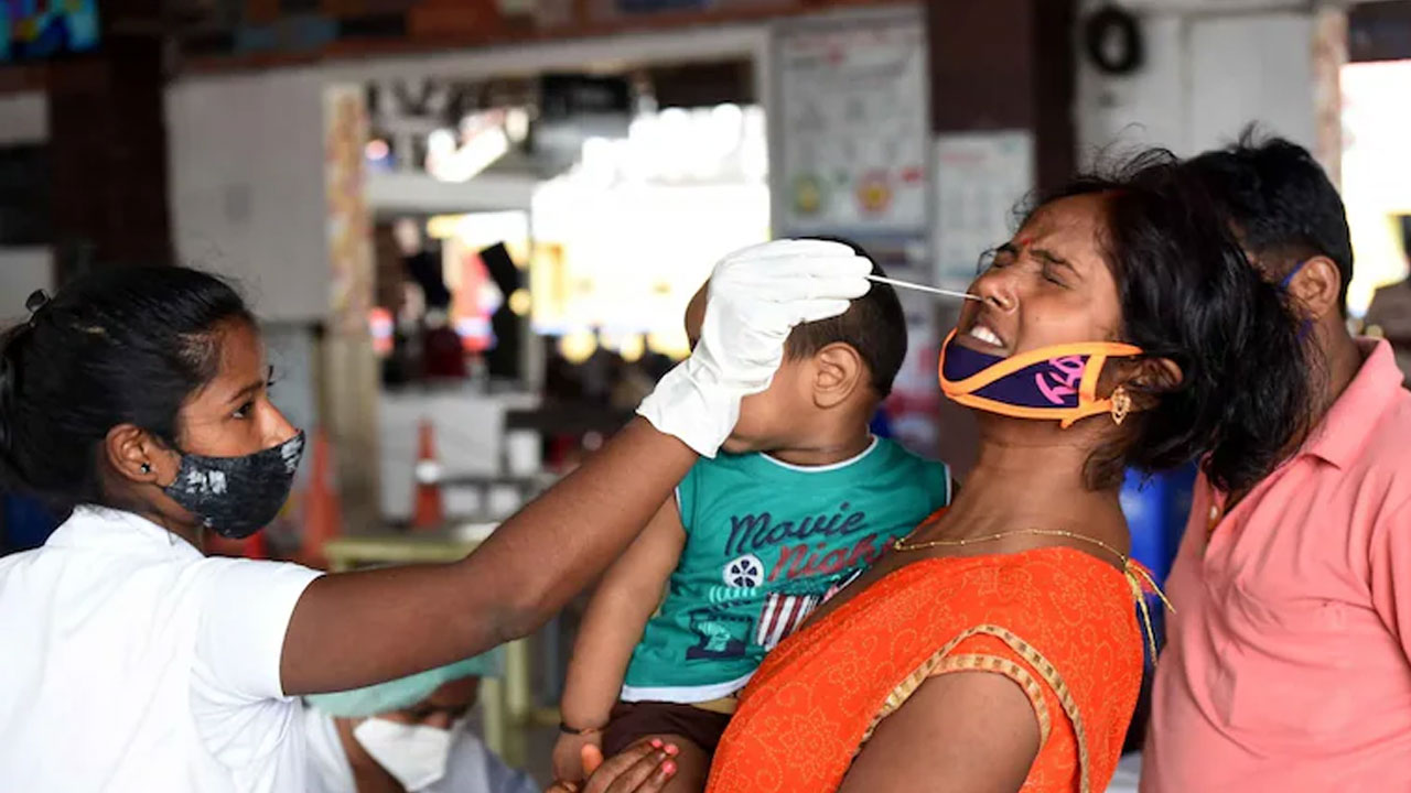 ভারতে এক সপ্তাহে করোনা সংক্রমণ বেড়েছে ১২০০ শতাংশ