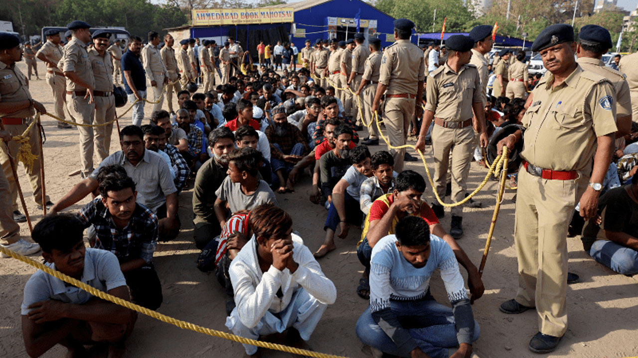ভারত থেকে মুসলিমদের বিতাড়নের অভিযোগ, আতঙ্কে বাঙালি মুসলমানেরা