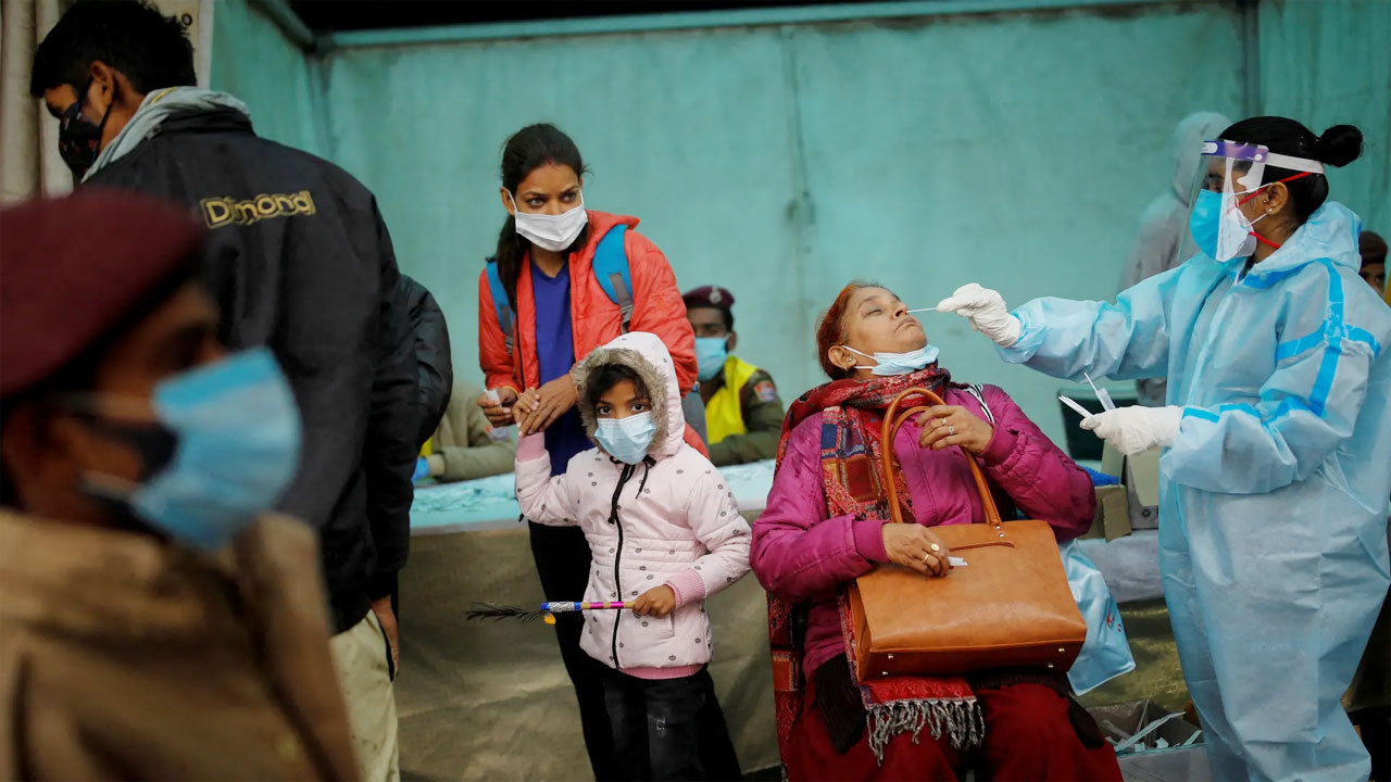ভারতে করোনায় একদিনে মৃত ৪, বাড়ছে আক্রান্তের সংখ্যা