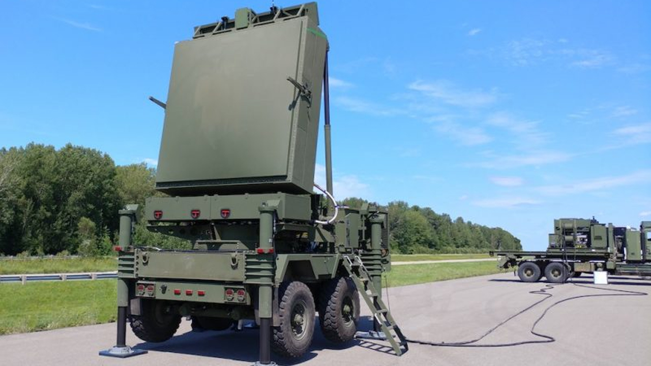 ইসরায়েলগামী সামরিক পণ্যবাহী জাহাজ-বিমানে হামলার হুমকি ইরানের