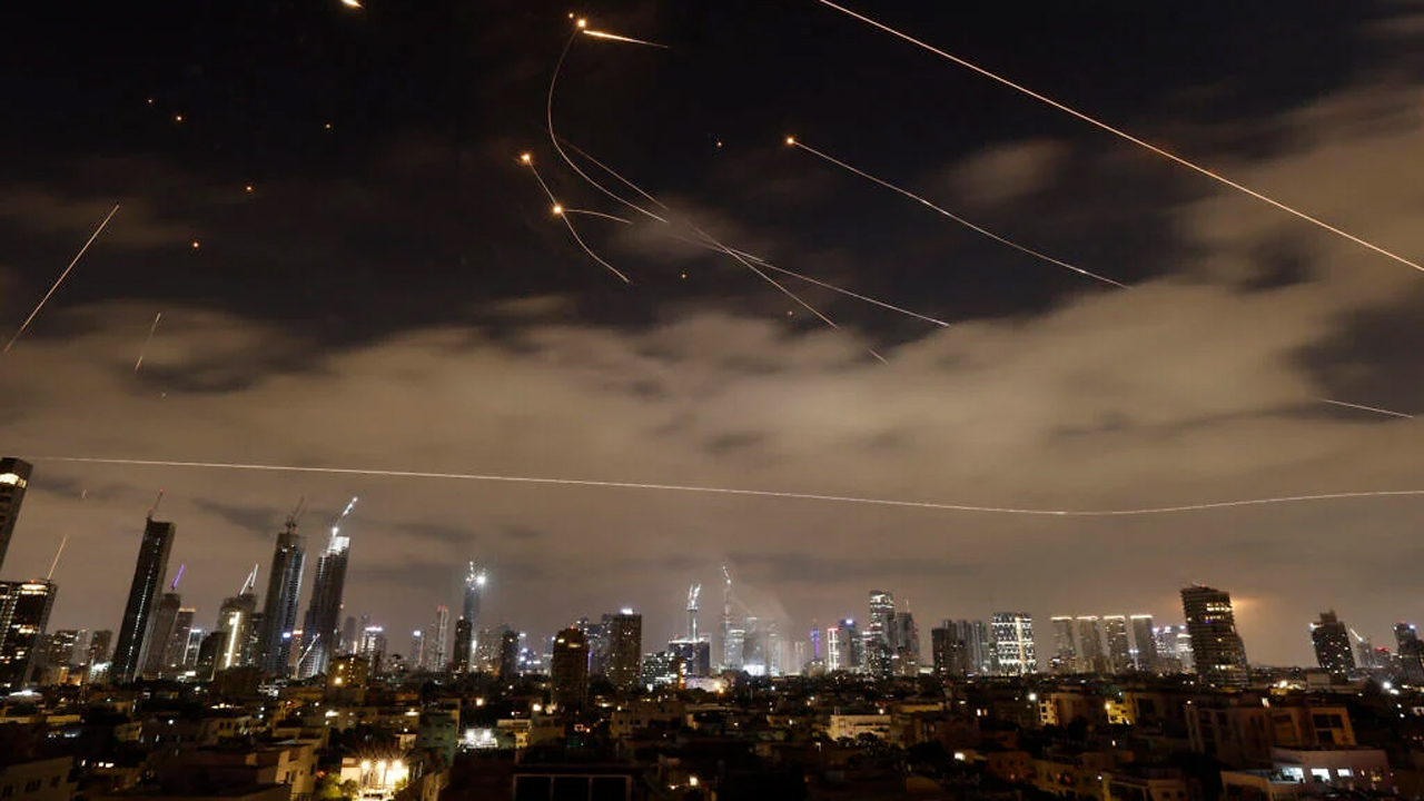 ইসরায়েলি সংবাদমাধ্যমে কড়াকড়ি, সর্বশেষ মিসাইল হামলা নিয়ে যা জানা যাচ্ছে