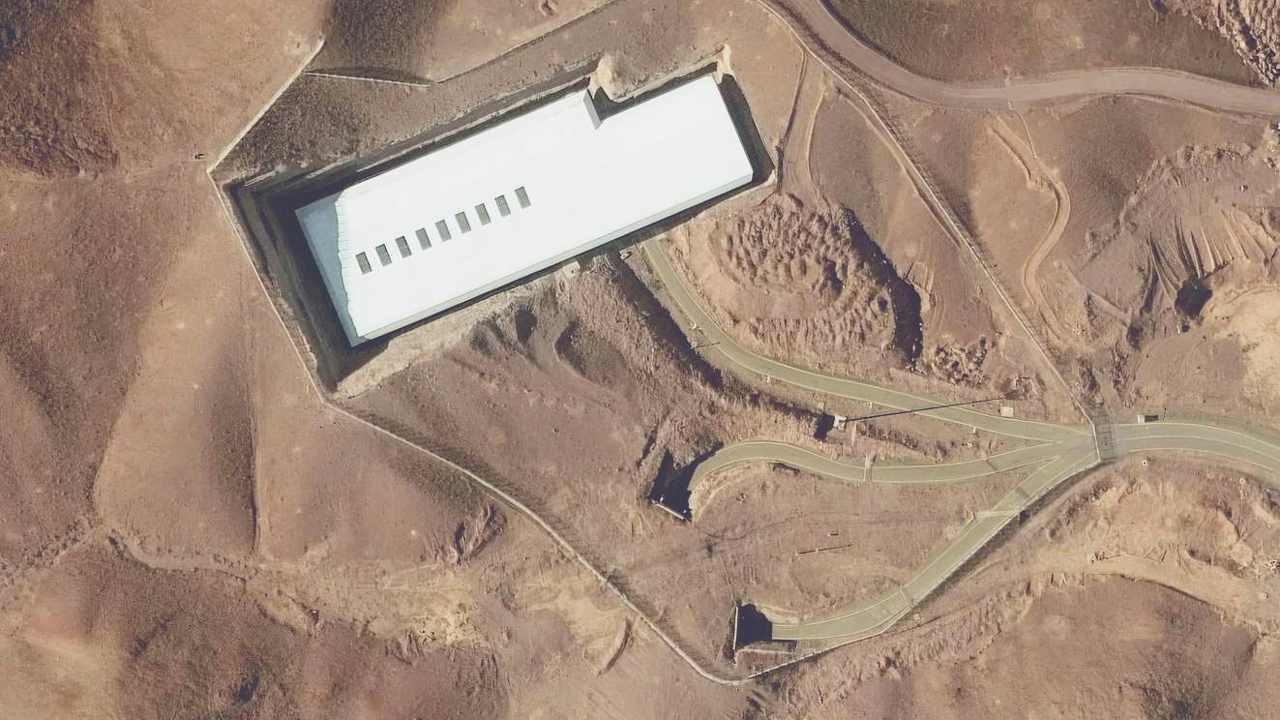 যুক্তরাষ্ট্রের হামলার আগে সরিয়ে নেওয়া হয়েছিল পারমাণবিক উপকরণ